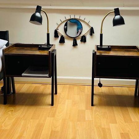 Fishponds Lodge Bristol Extérieur photo