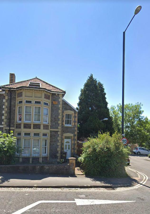 Fishponds Lodge Bristol Extérieur photo